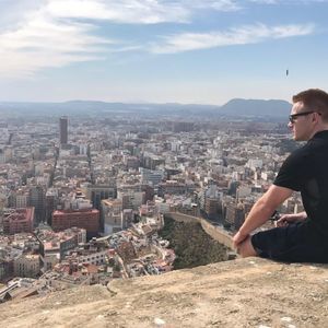 Meet your Posher, Hunter